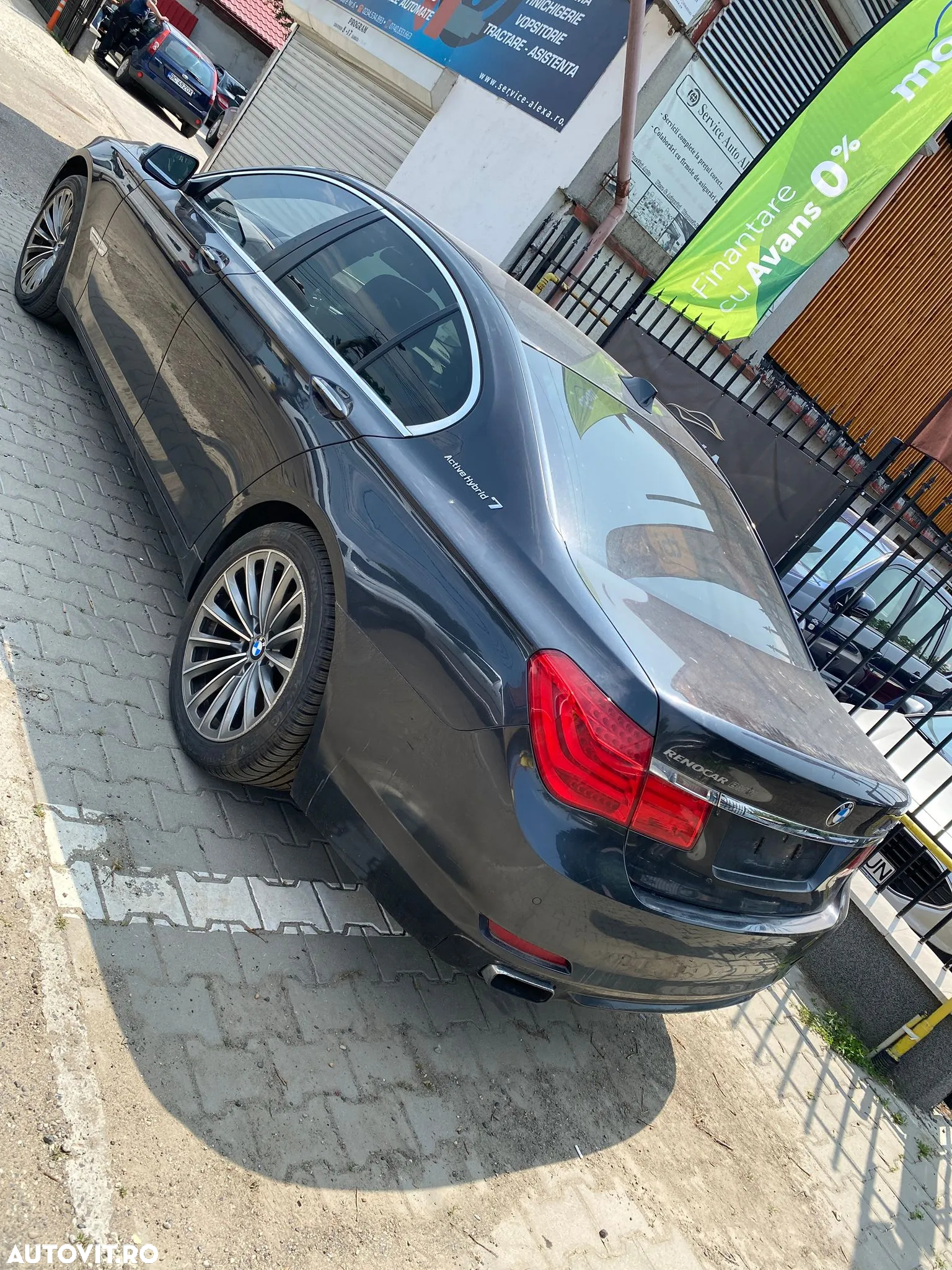 BMW Seria 7 750Li xDrive - 3