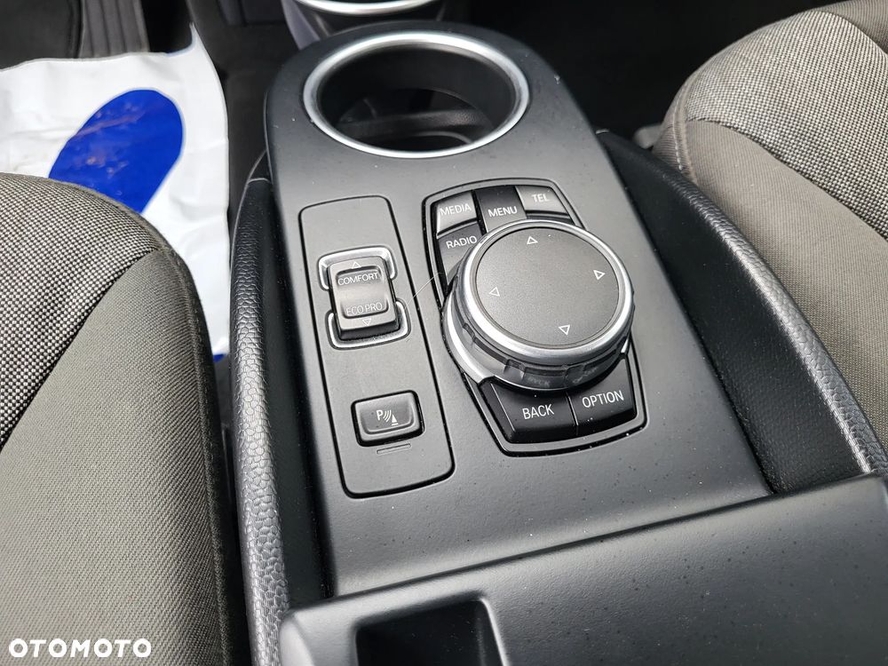 BMW i3 (60 Ah) - 19