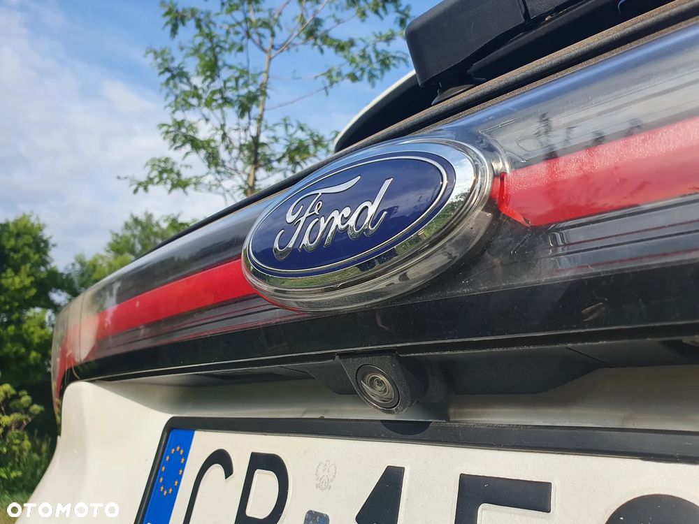 Ford Edge - 18