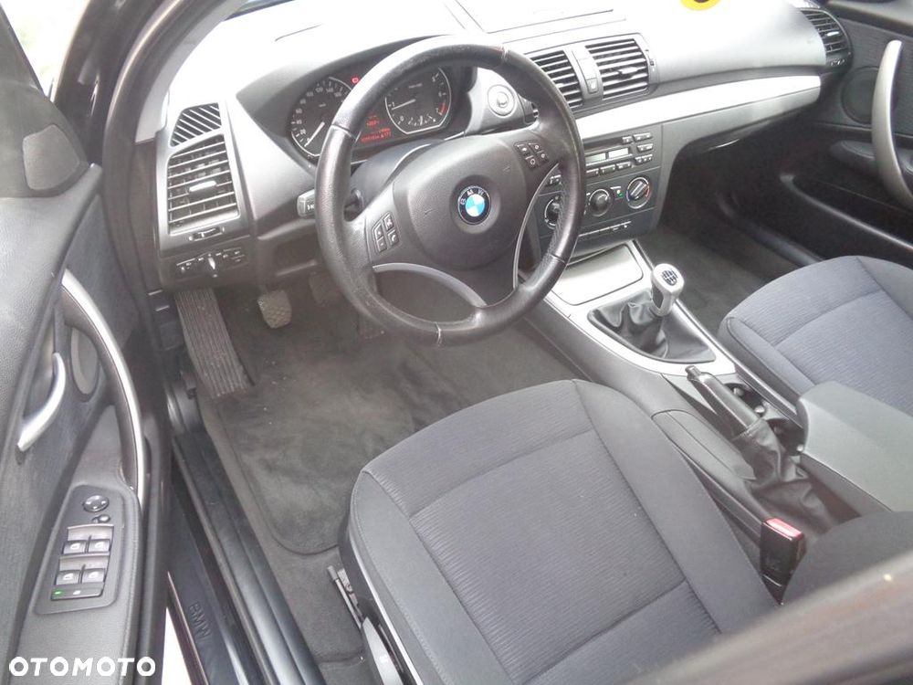 BMW Seria 1 - 17