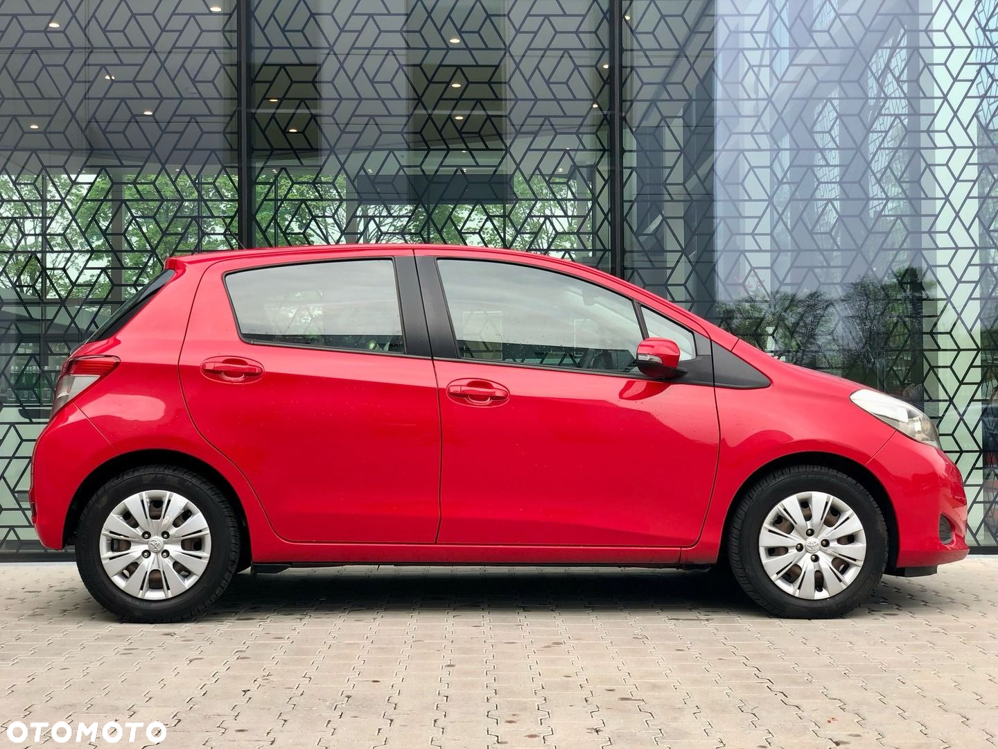 Toyota Yaris 1.33 Active - 4