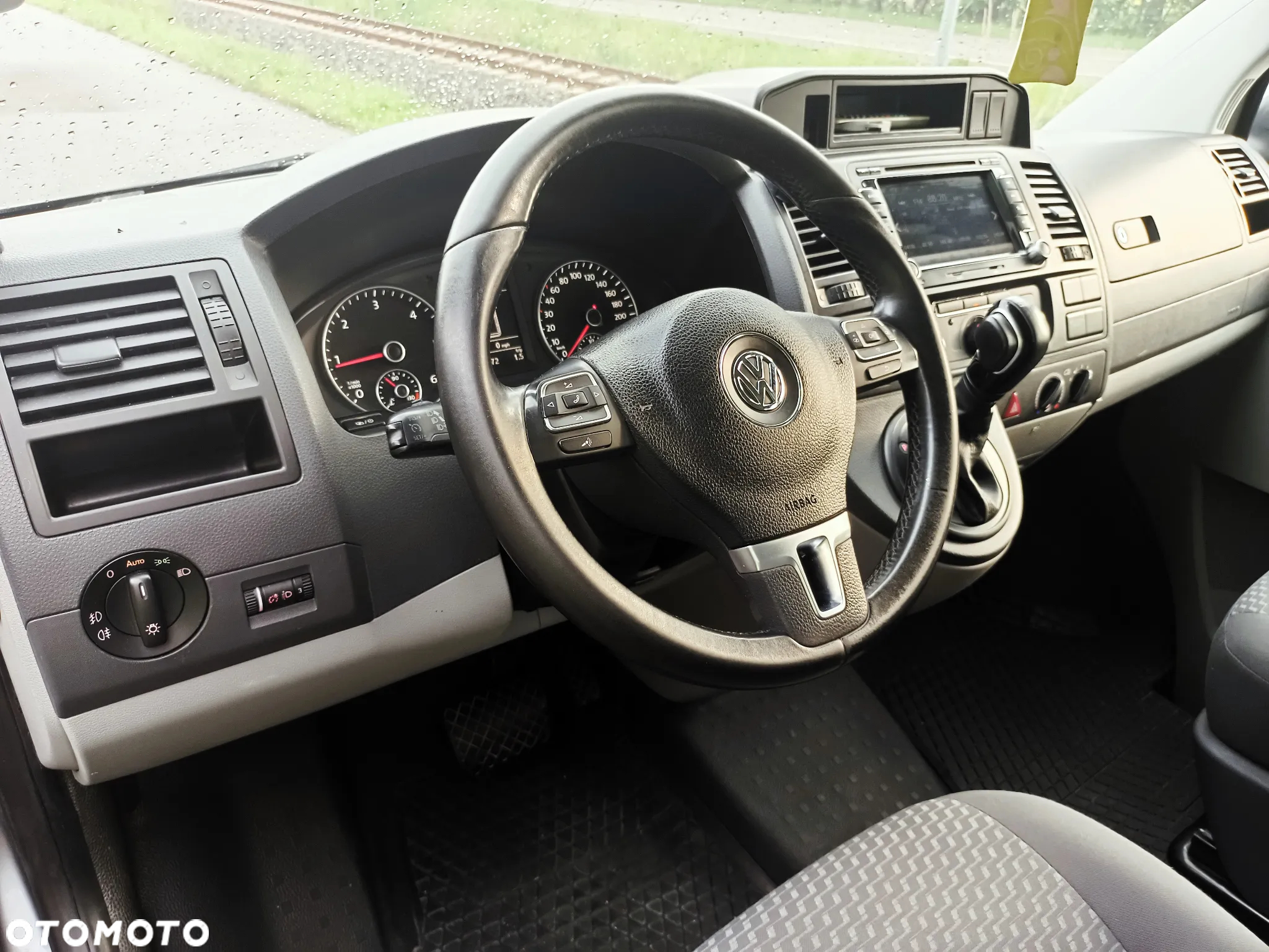 Volkswagen Transporter - 21