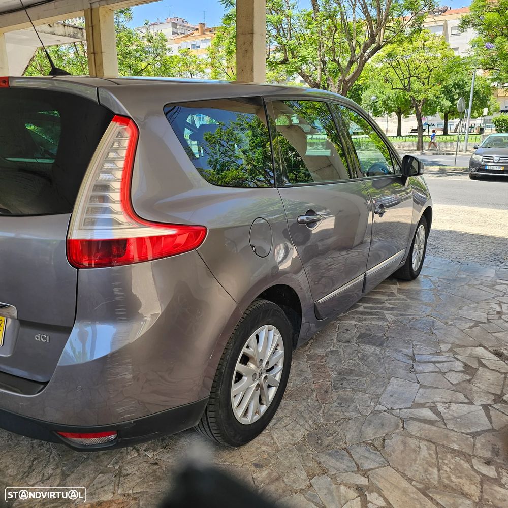 Renault Grand Scénic 1.5 dCi Luxe 7L - 34
