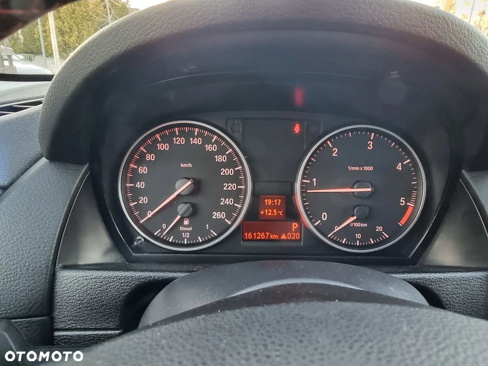 BMW X1 xDrive25d - 15
