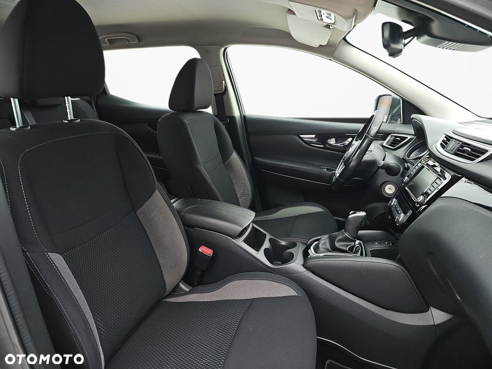 Nissan Qashqai - 14
