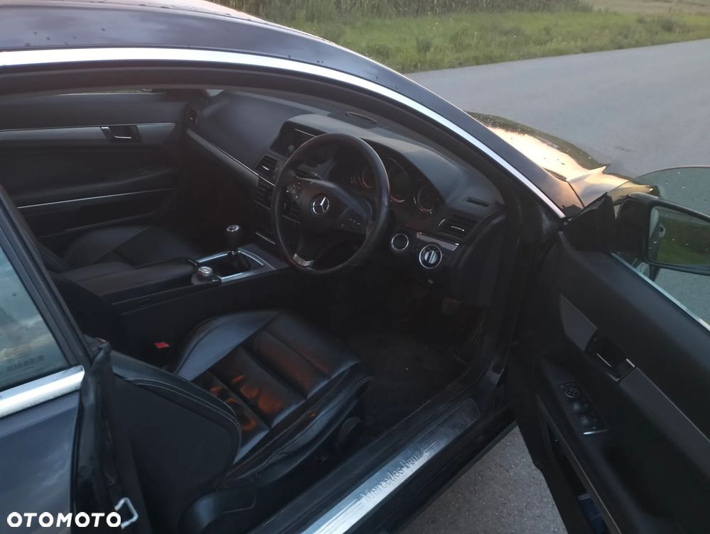 Mercedes-Benz Klasa E 220 CDI BlueEff - 5