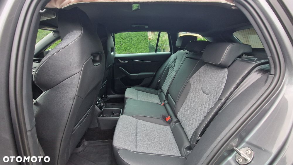 Skoda Octavia 1.5 TSI mHEV Sportline DSG - 19