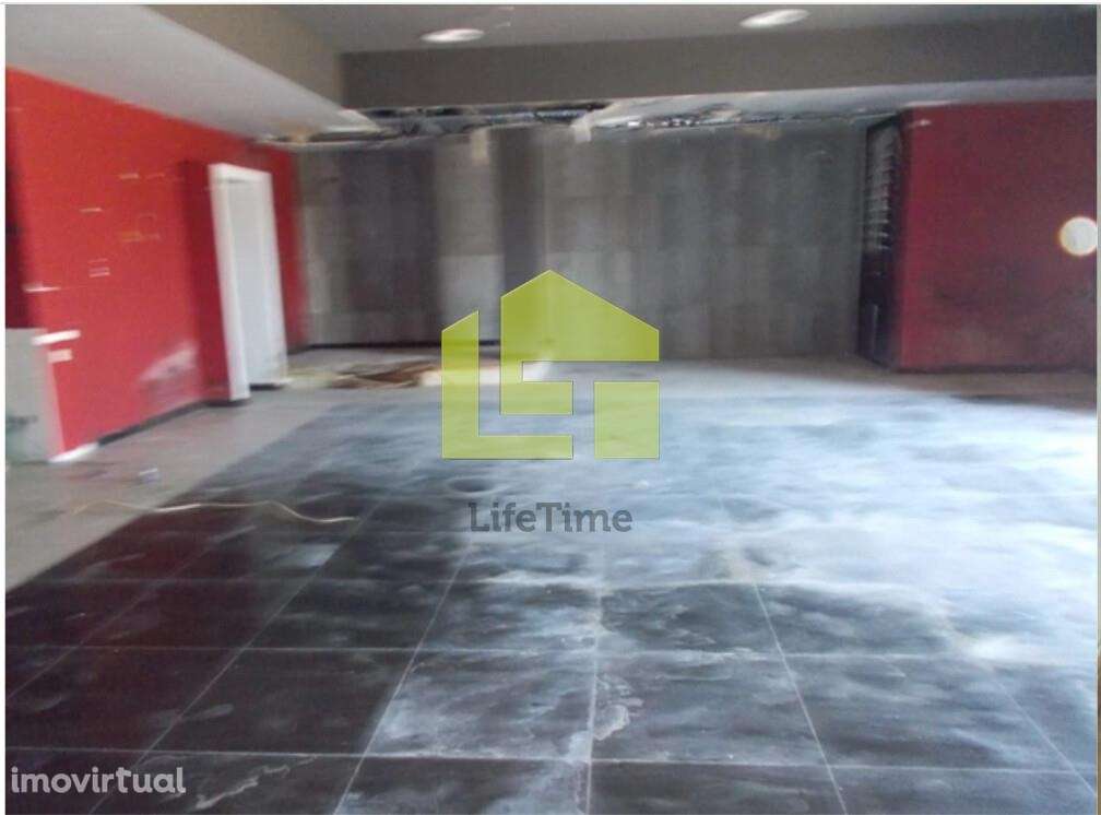 Espaço comercial à venda em Aradas - Grande imagem: 4/18