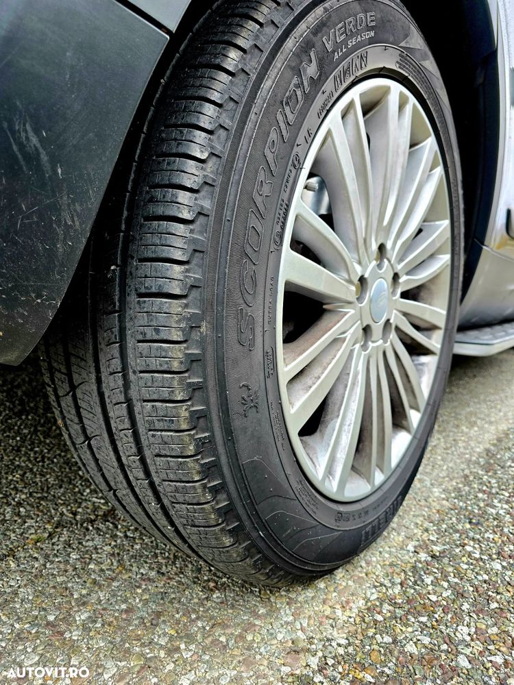 Land Rover Discovery 2.0 L SD4 Ingenium HSE Luxury - 18