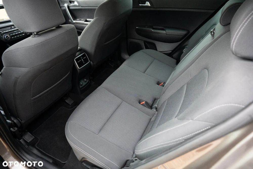 Kia Sportage 1.6 GDI L 2WD - 12