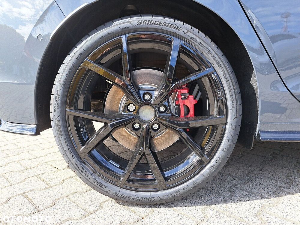Volkswagen Golf - 19