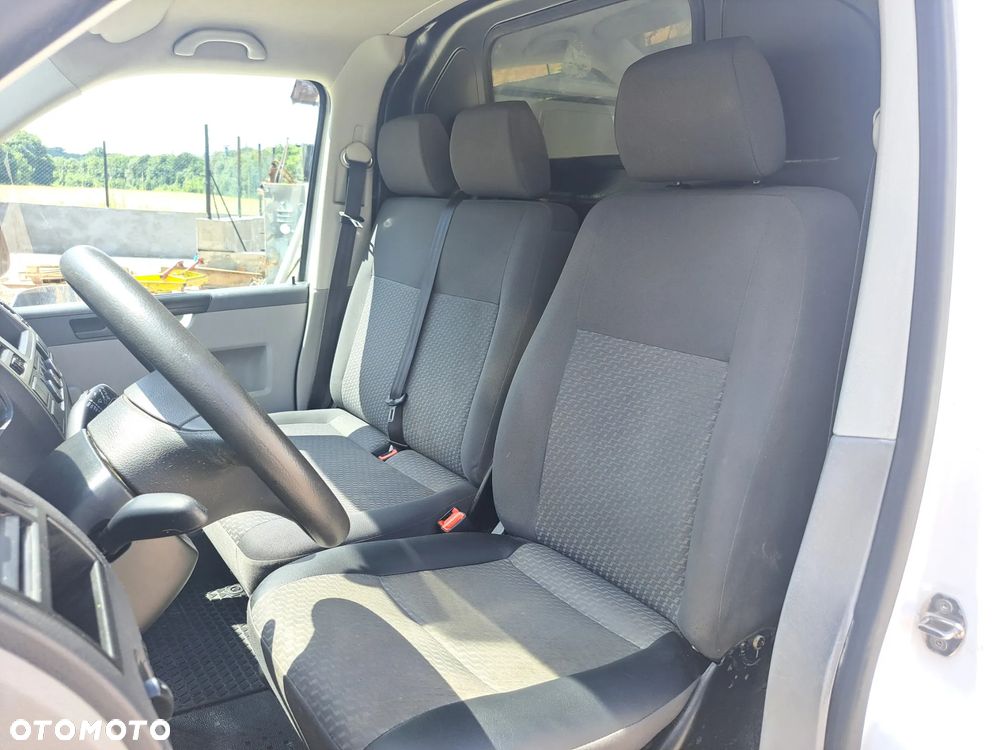Volkswagen Transporter - 7