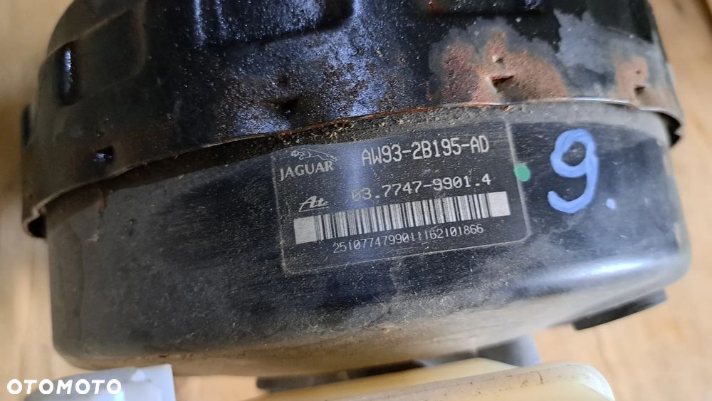 AW93-2B195-AD Jaguar XJ serwo pompa hamulcowa - 2