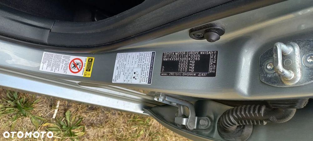 Toyota Auris - 16