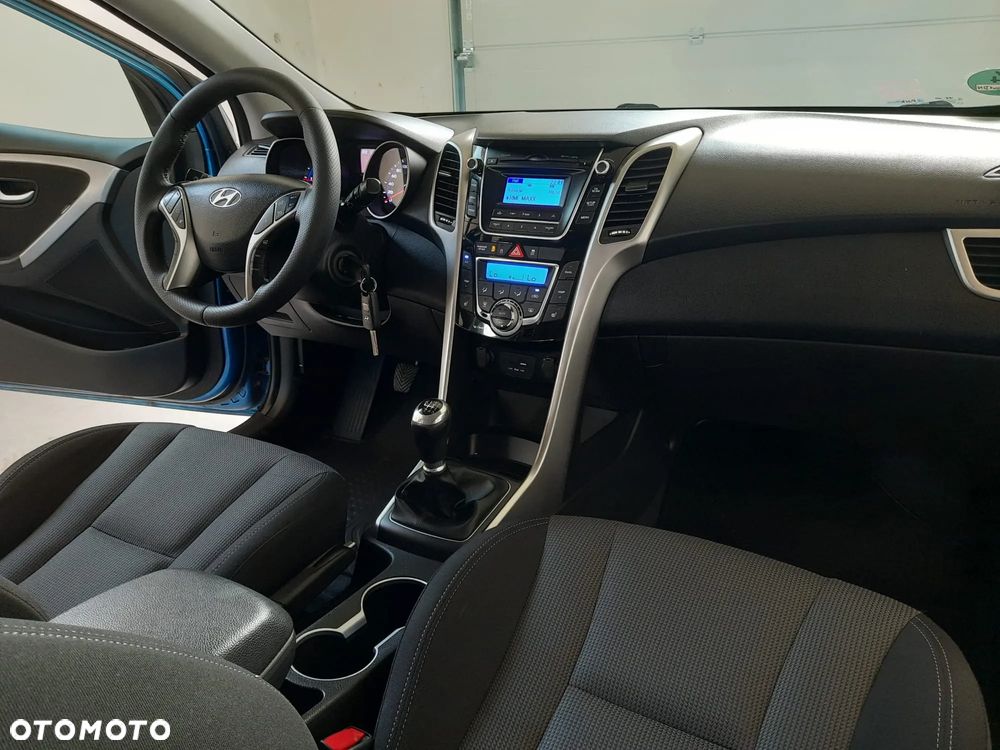 Hyundai i30 1.4 CRDi Premium - 5