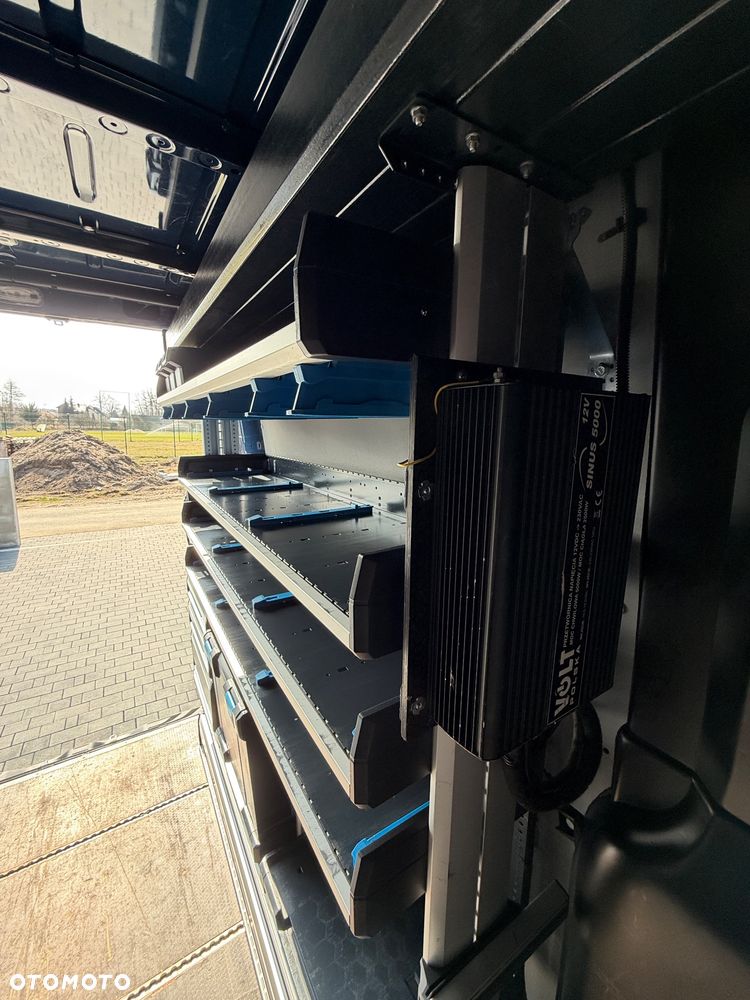 Mercedes-Benz SPRINTER MULTICAB - 27