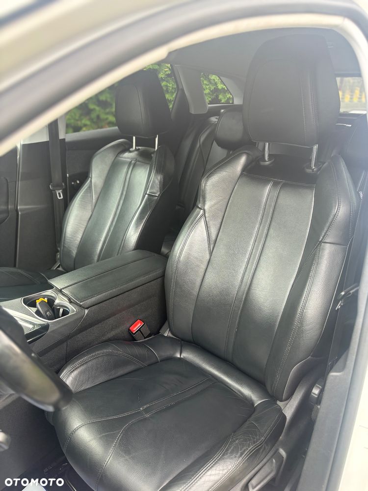 Peugeot 3008 PureTech 130 Stop & Start GPF Allure Business-Paket - 15