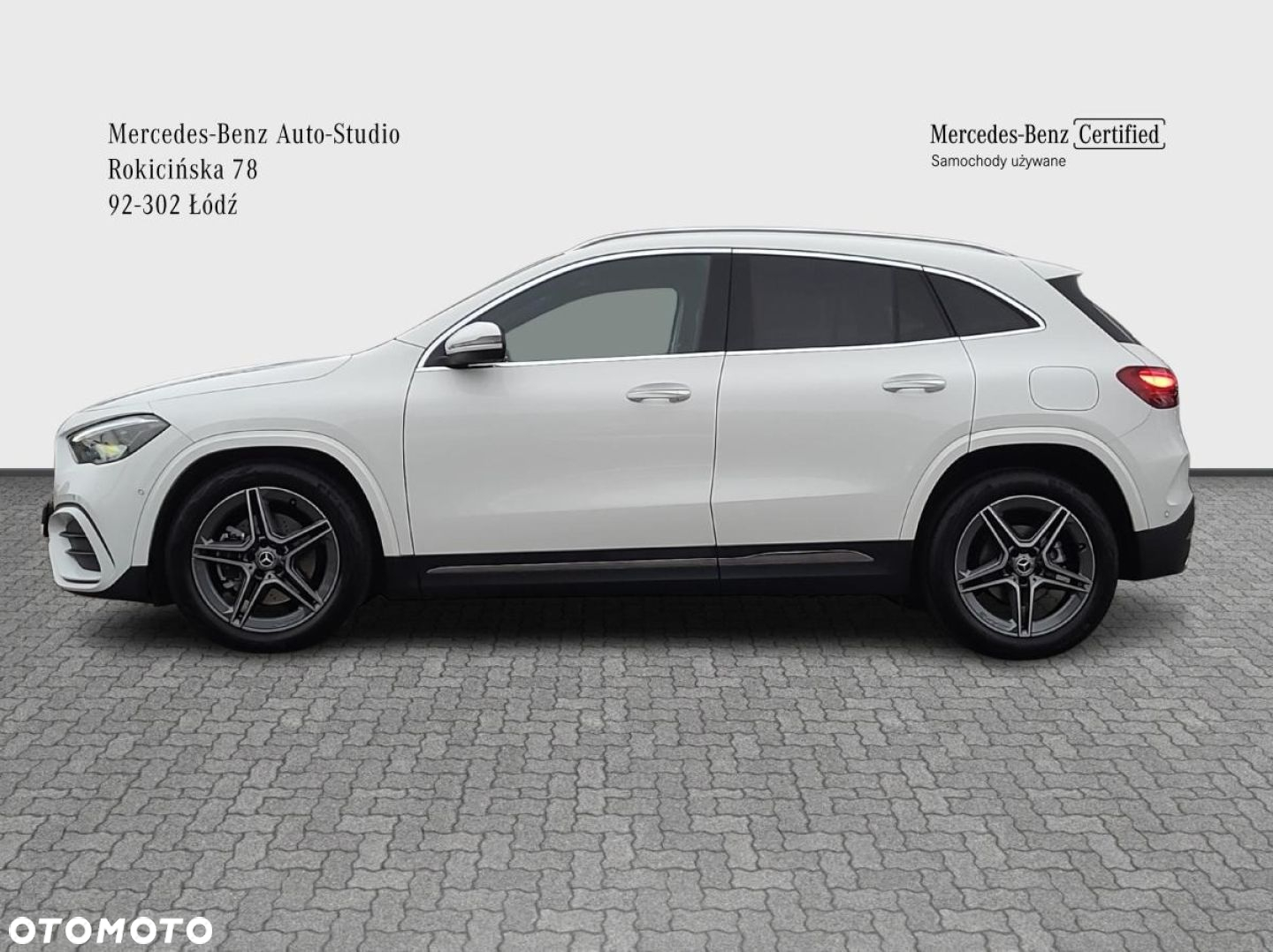 Mercedes-Benz GLA - 2