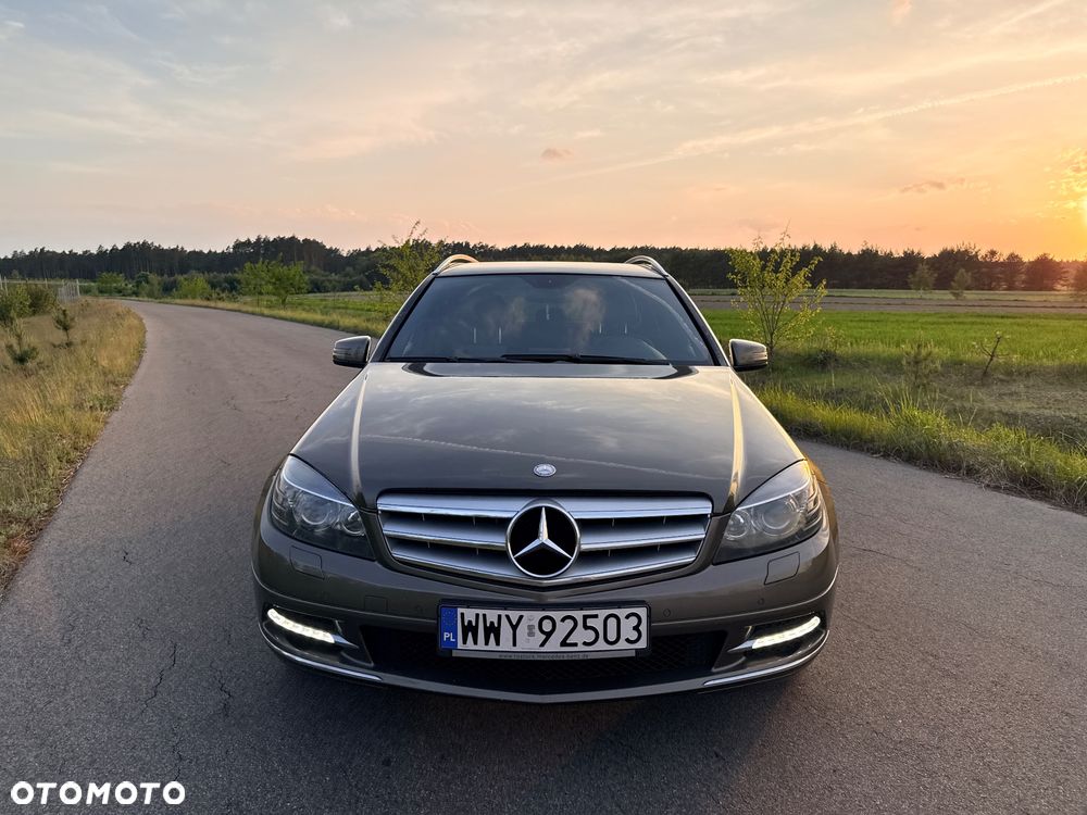 Mercedes-Benz Klasa C 220 CDI DPF Automatik BlueEFFICIENCY - 2
