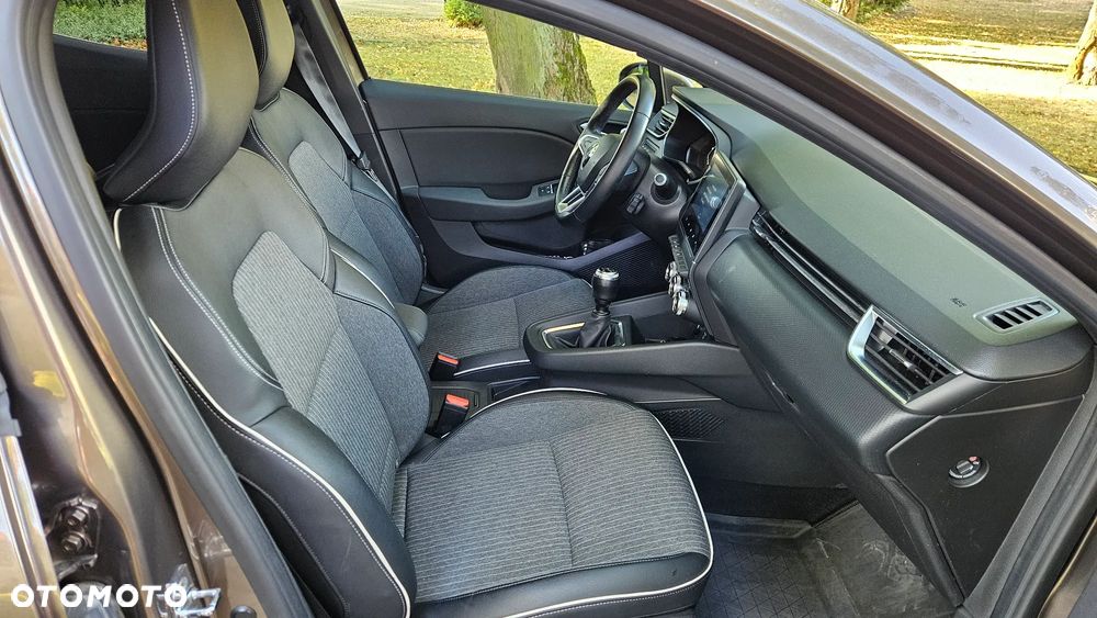 Renault Clio TCe 100 BUSINESS EDITION - 13