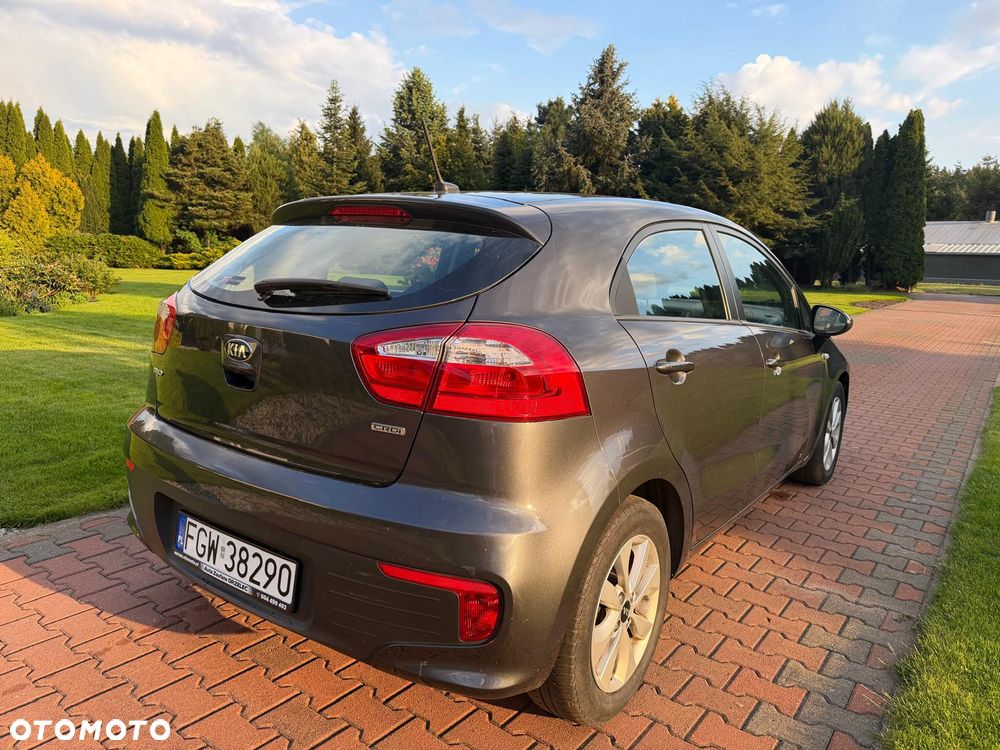 Kia Rio 1.1 CRDI Dream Team Edition - 20