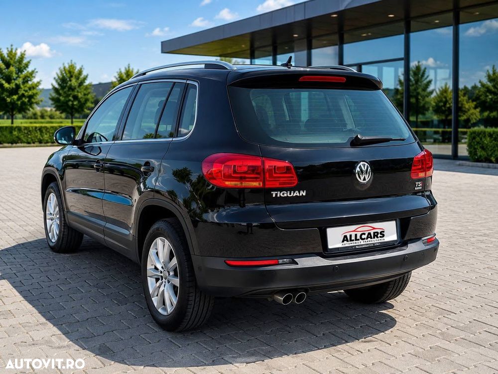 Volkswagen Tiguan 1.4 TSI BlueMotion Technology Exclusive - 2