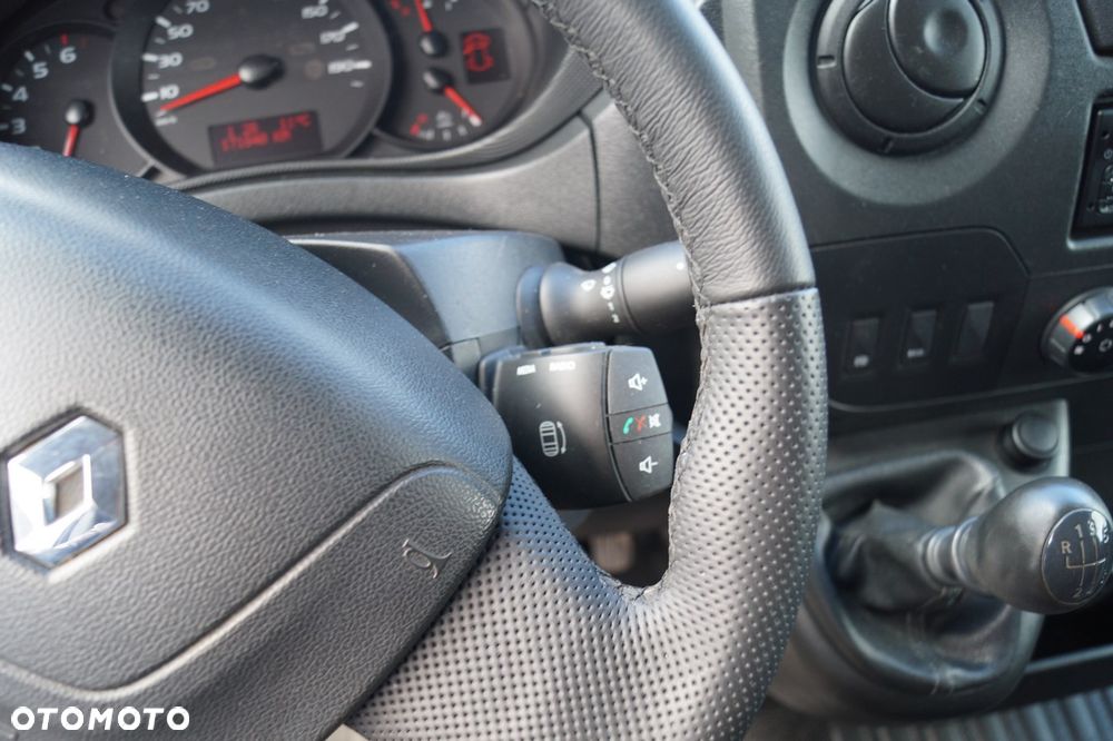 Renault Master - 24