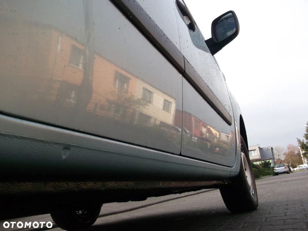 Renault Kangoo 1.6 16V 105 Expression - 9