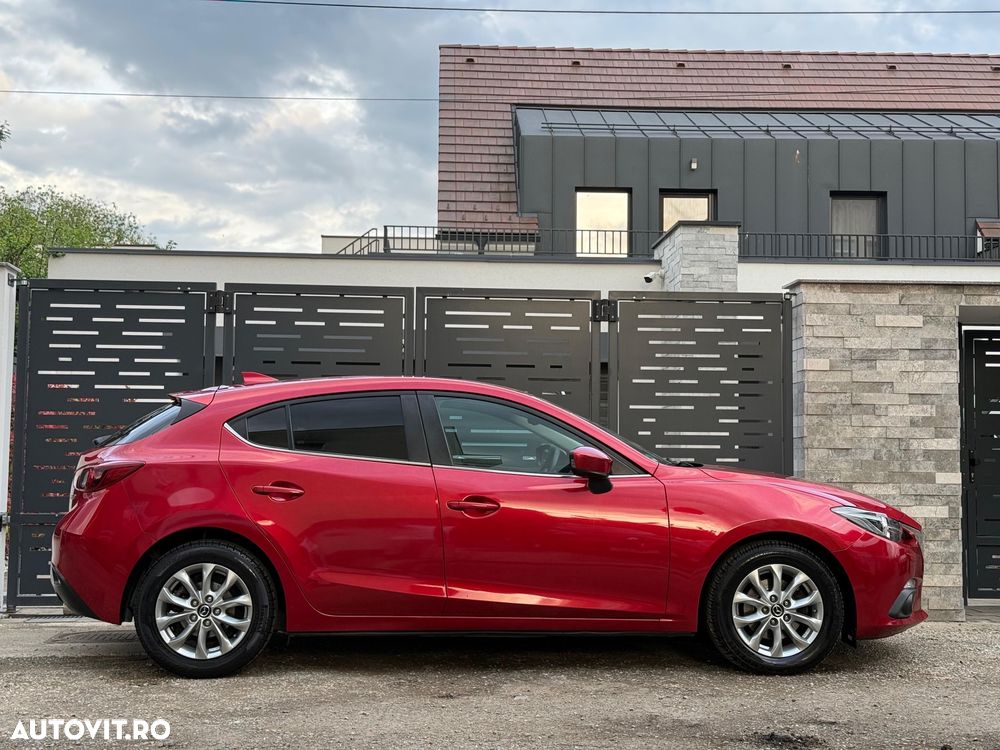 Mazda 3 SKYACTIV-G 120 NAKAMA - 17