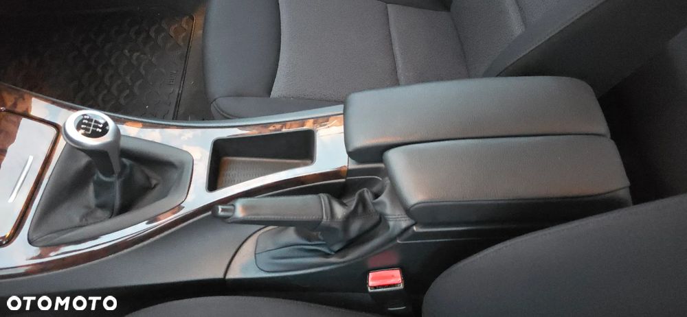BMW Seria 3 - 21