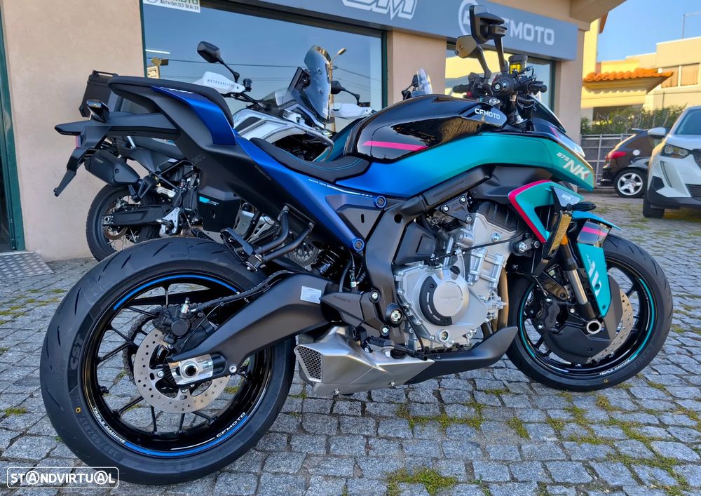 CF Moto 675NK CAMPANHA 0%JUROS MT/CB - 22