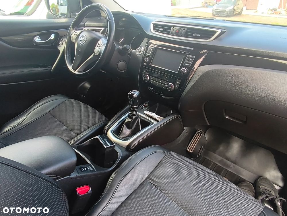 Nissan Qashqai 1.2 DIG-T 360 - 4