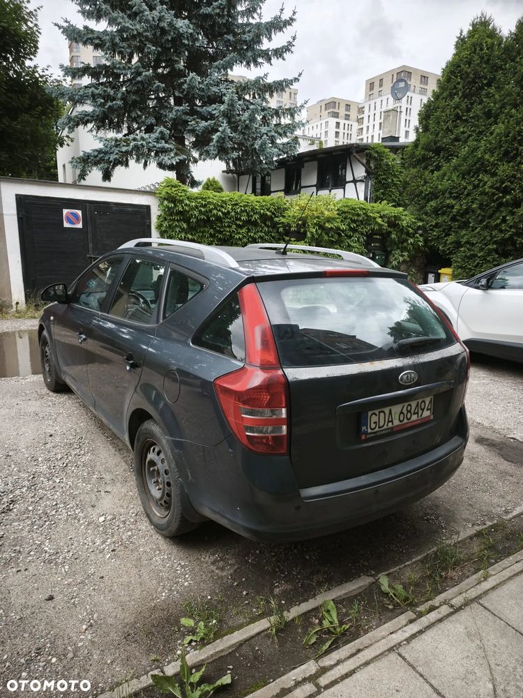 Kia Ceed 1.6 Comfort - 2