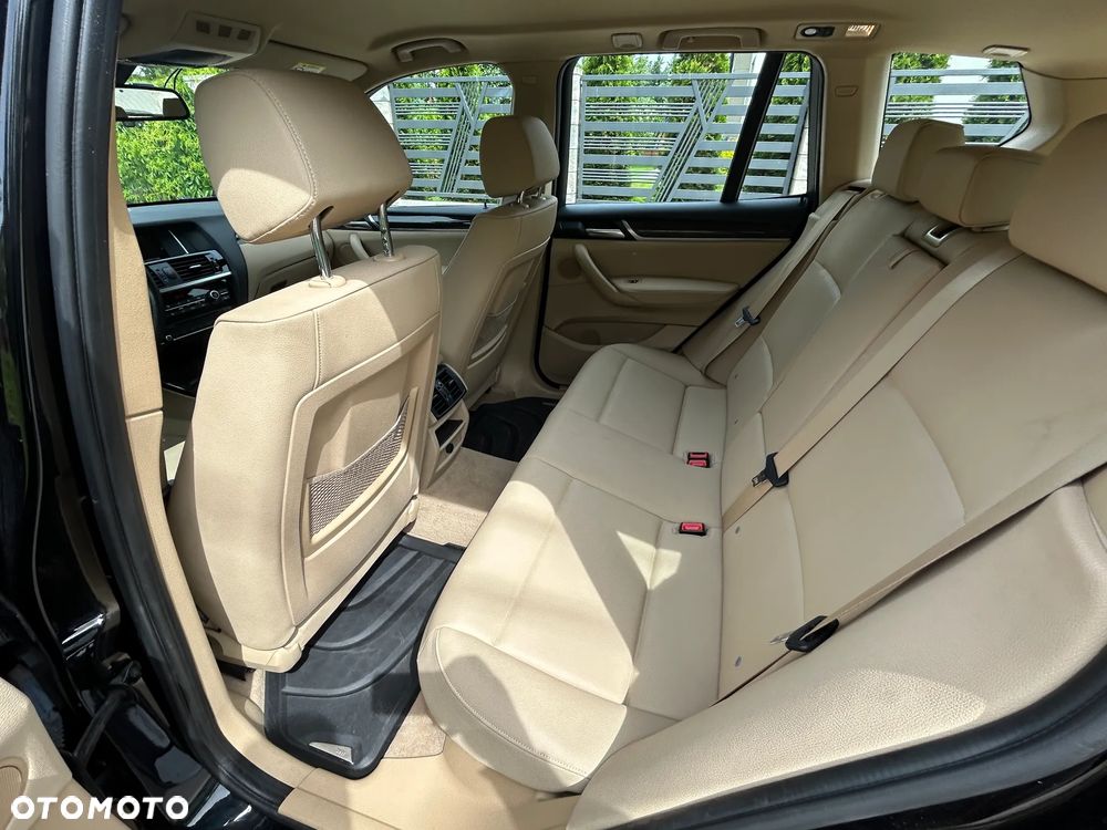 BMW X3 xDrive20d - 14