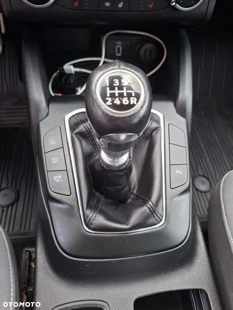 Ford Focus 1.0 EcoBoost Trend Edition - 11