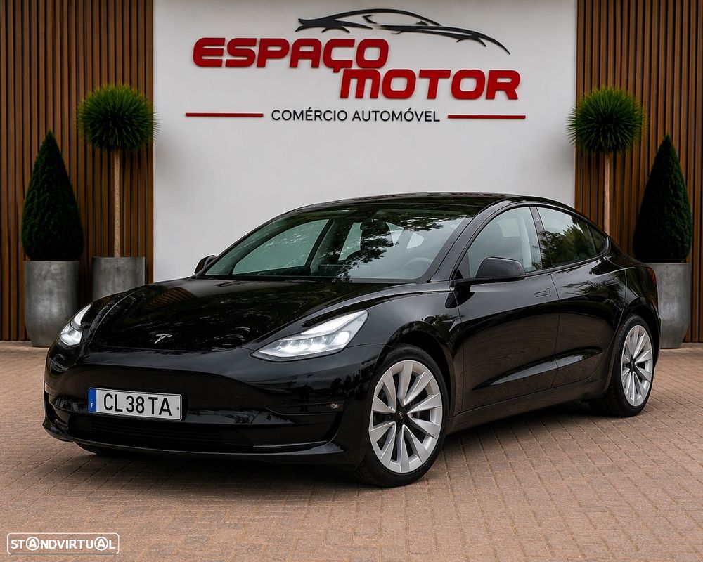 Tesla Model 3 - 2