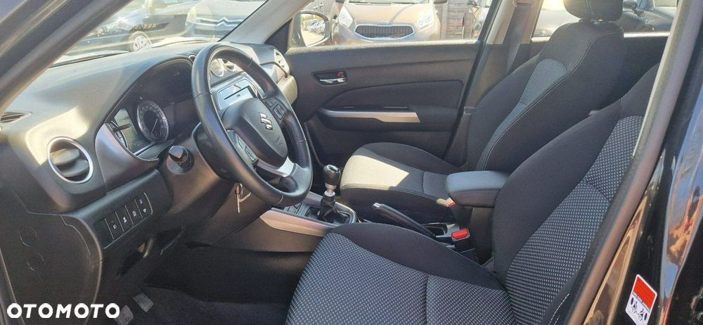 Suzuki Vitara - 24