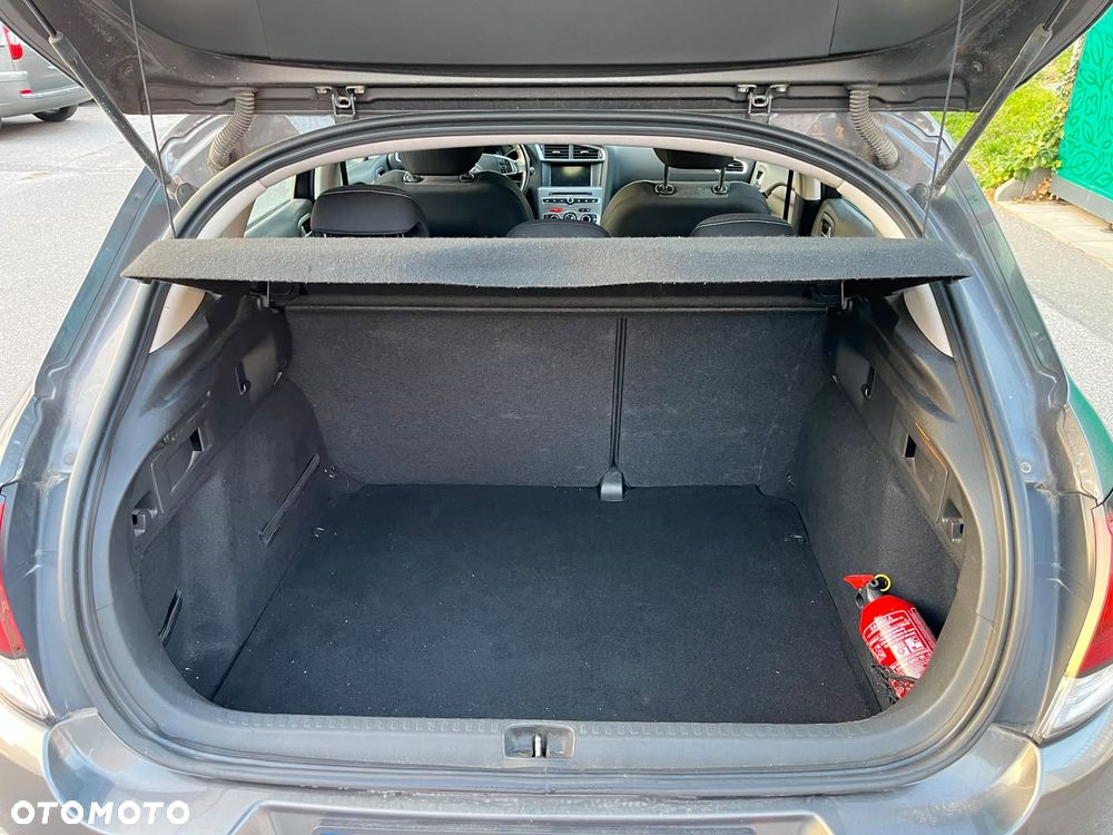 Citroën C4 1.2 PureTech MoreLife - 4
