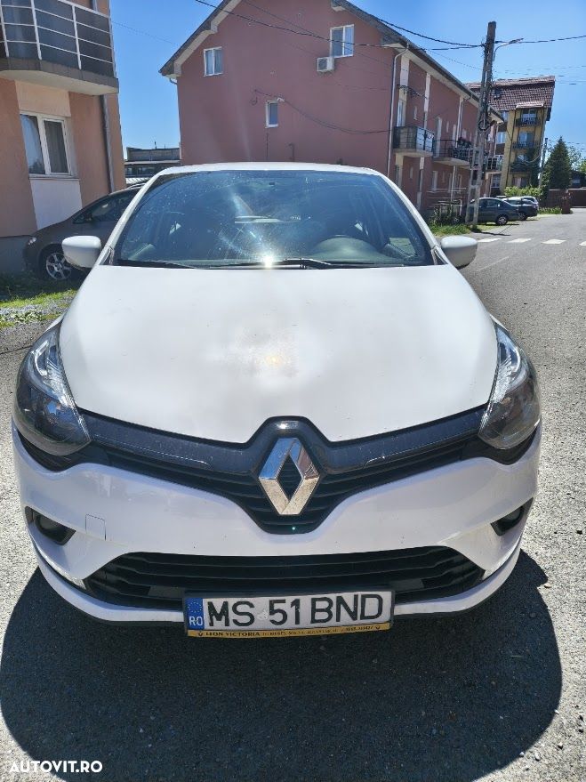 Renault Clio - 5