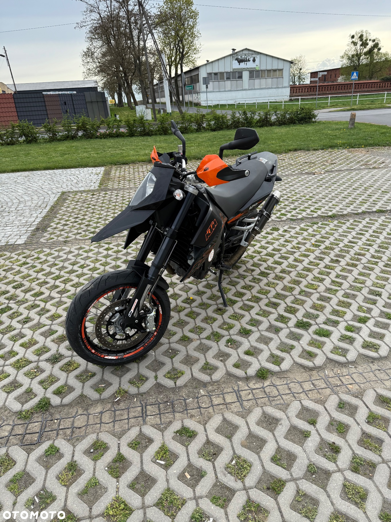 KTM SMC - 8