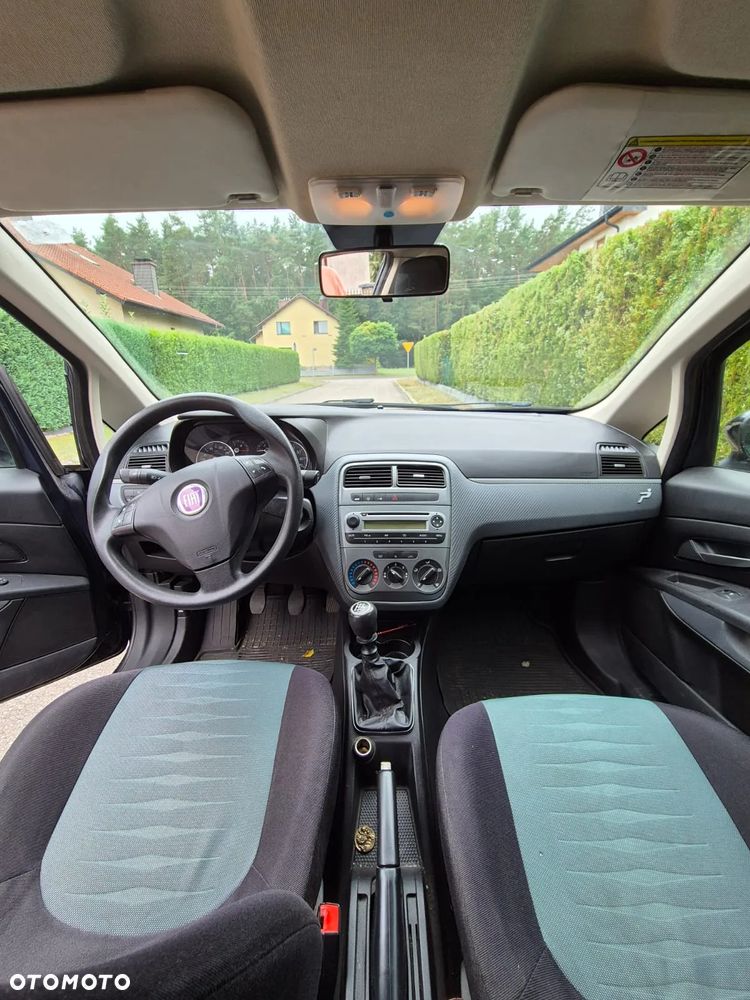Fiat Punto 1.4 Easy S&S - 9
