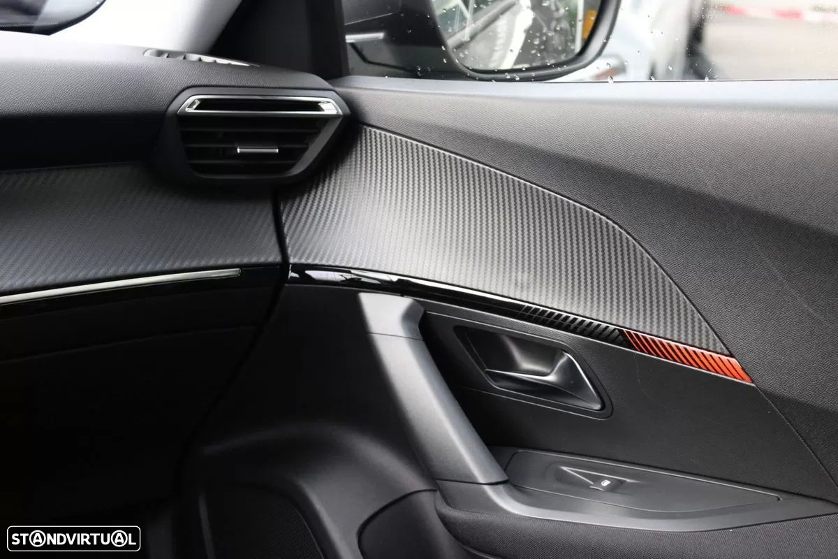 Peugeot 2008 1.2 PureTech Active Pack - 9