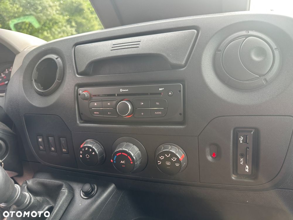 Renault Master - 18