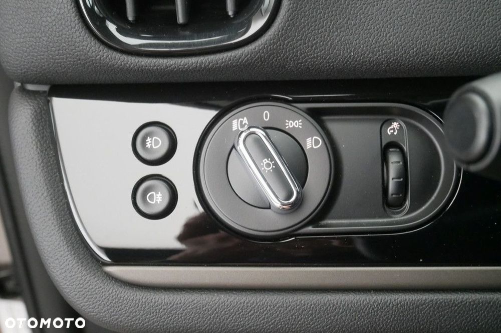 MINI Countryman - 28