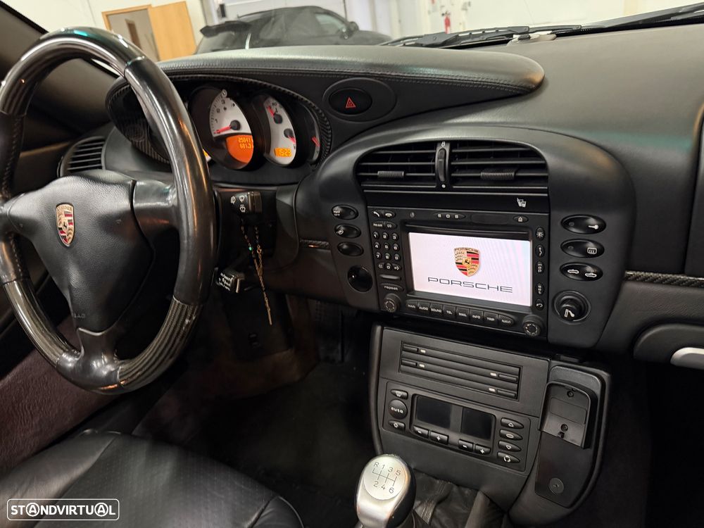 Porsche 911 (996) Carrera 40 Anos - 34