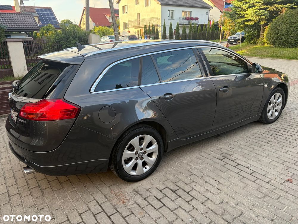 Opel Insignia 2.0 Turbo 4x4 Design Edition - 17