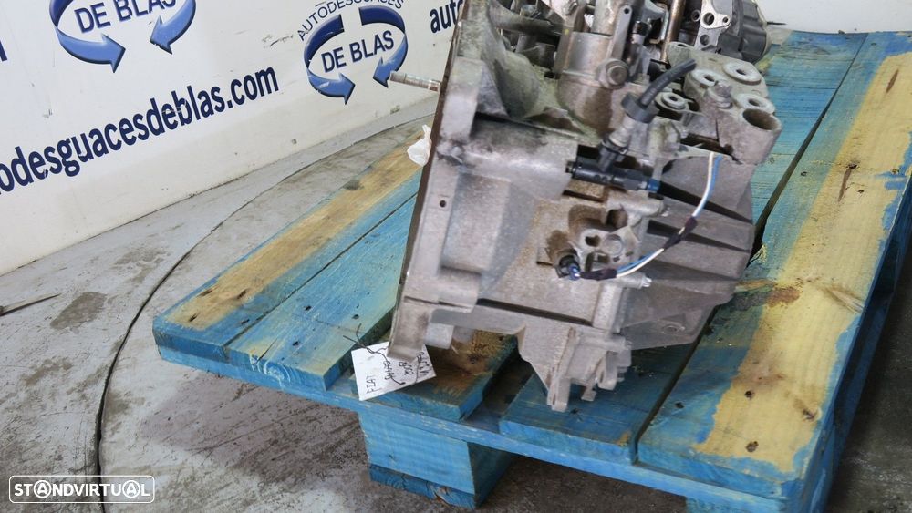 CAIXA VELOCIDADES FIAT GRANDE PUNTO 2005 -55193621 - 2