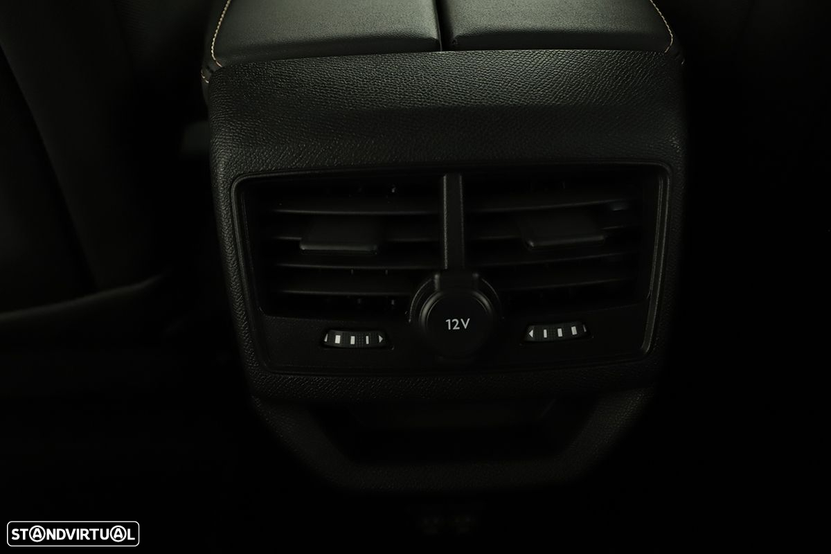 Peugeot 3008 1.2 PureTech GT EAT8 - 24