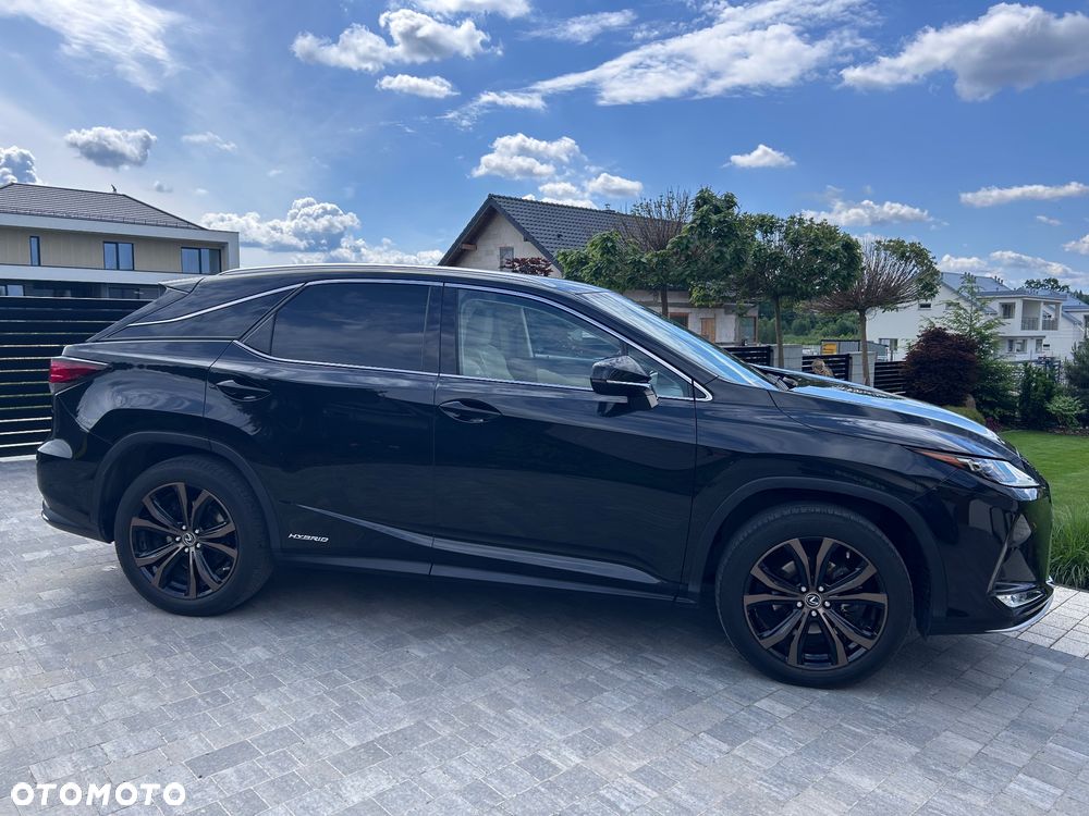 Lexus RX - 8