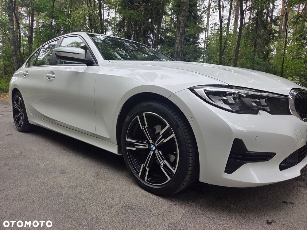 BMW Seria 3 318d - 12